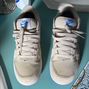 Nike tan and baby blue - 10.5